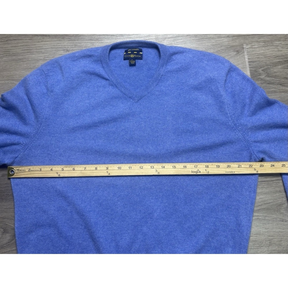 Club Room Men's Soft Cashmere V-neck Sweater Blue Size L Quiet Luxury Preppy - Picture 4 of 7